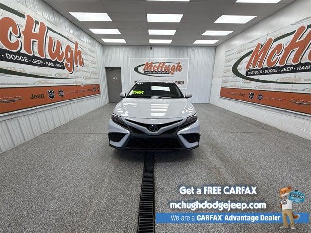 2022 Toyota Camry SE AWD