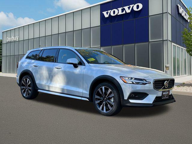 2026 Volvo V60 Cross Country B5 Ultra for sale in Danbury, CT