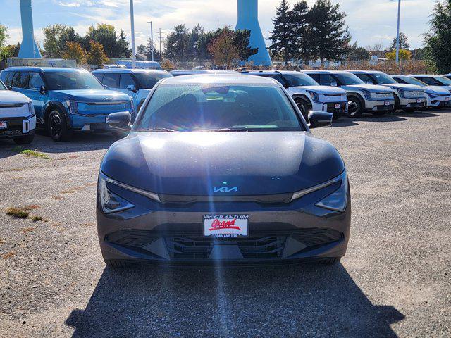 2025 Kia EV6 Light Long Range