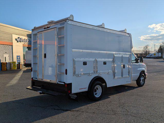 2026 Ford E-450 Cutaway Base