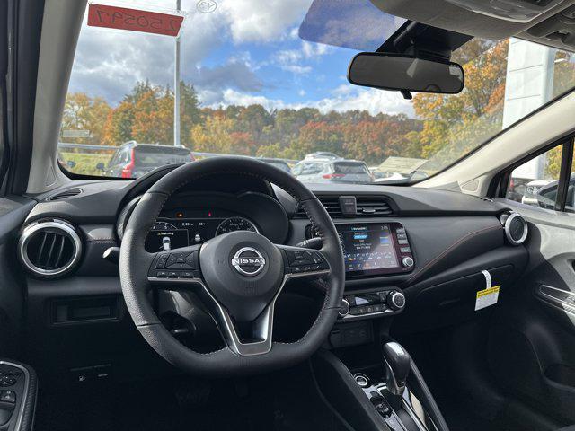2025 Nissan Versa 1.6 SR