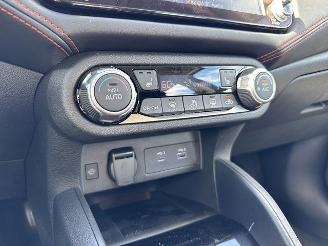2025 Nissan Versa 1.6 SR