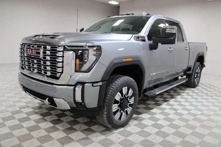 2026 GMC Sierra 2500HD Crew Cab, Standard Bed, Denali, 4WD