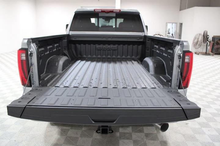 2026 GMC Sierra 2500HD Crew Cab, Standard Bed, Denali, 4WD