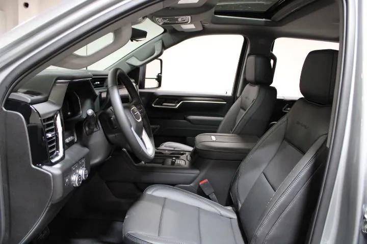 2026 GMC Sierra 2500HD Crew Cab, Standard Bed, Denali, 4WD