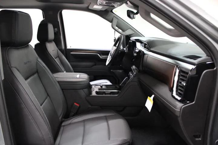 2026 GMC Sierra 2500HD Crew Cab, Standard Bed, Denali, 4WD