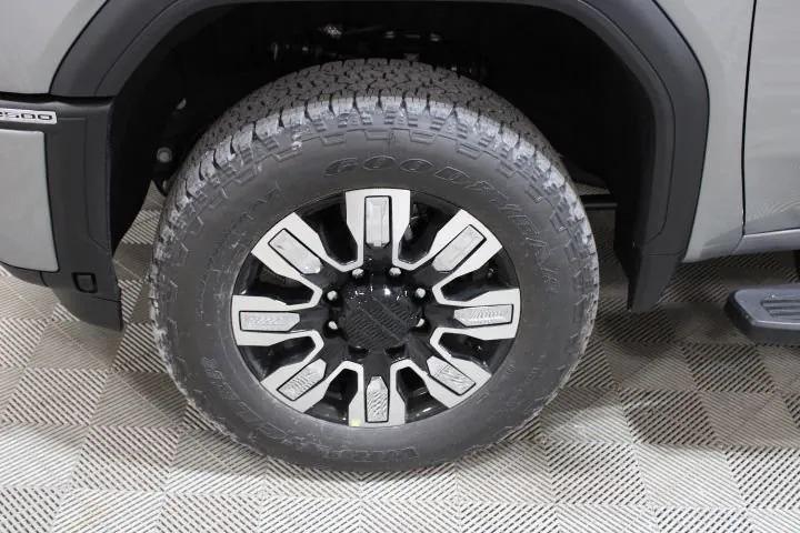2026 GMC Sierra 2500HD Crew Cab, Standard Bed, Denali, 4WD