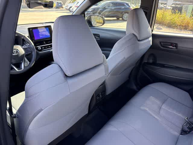 2026 Toyota Corolla Cross Hybrid SE