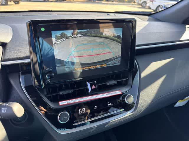 2026 Toyota Corolla Cross Hybrid SE