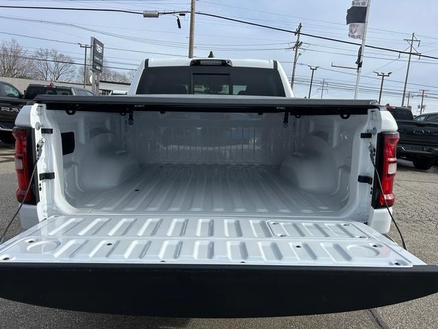 2026 Ram 1500 Laramie Crew Cab 4x4 5'7" Box