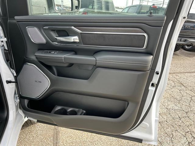 2026 Ram 1500 Laramie Crew Cab 4x4 5'7" Box