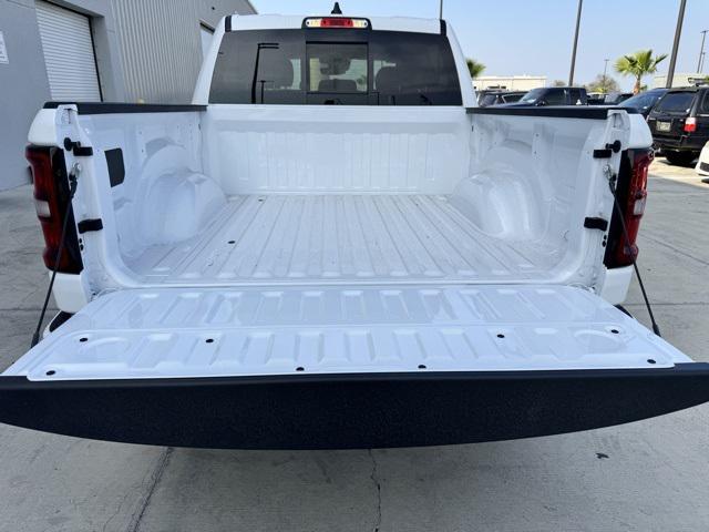 2026 RAM Ram 1500 RAM 1500 LONE STAR CREW CAB 4X4 57 BOX