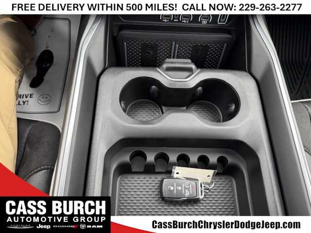 2026 Ram 1500 Laramie Crew Cab 4x4 5'7" Box
