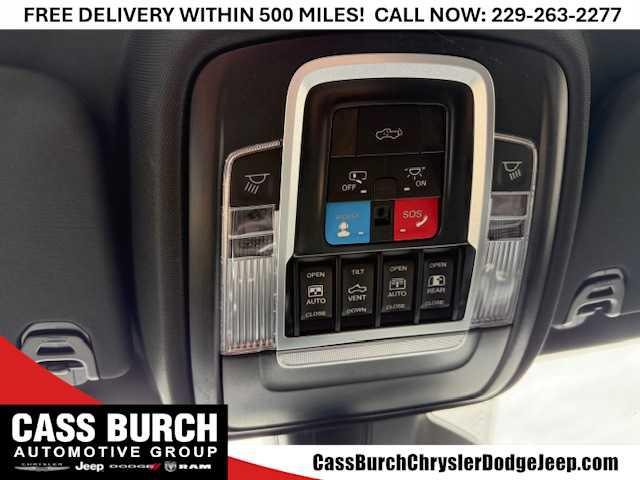 2026 Ram 1500 Laramie Crew Cab 4x4 5'7" Box