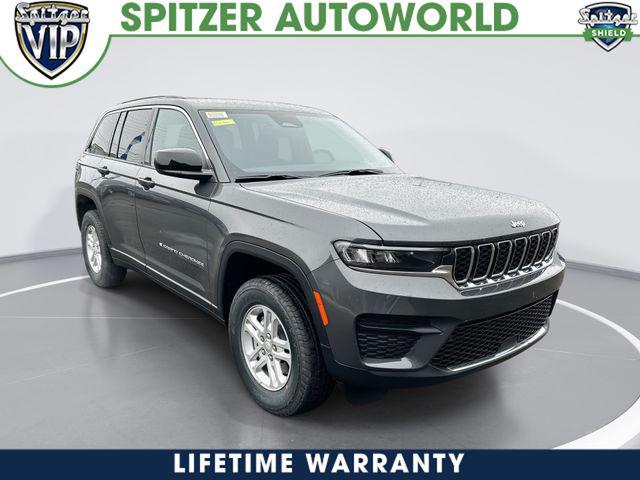 2025 Jeep Grand Cherokee GRAND CHEROKEE LAREDO 4X4
