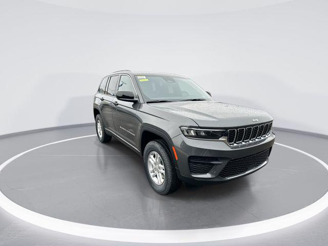2025 Jeep Grand Cherokee GRAND CHEROKEE LAREDO 4X4