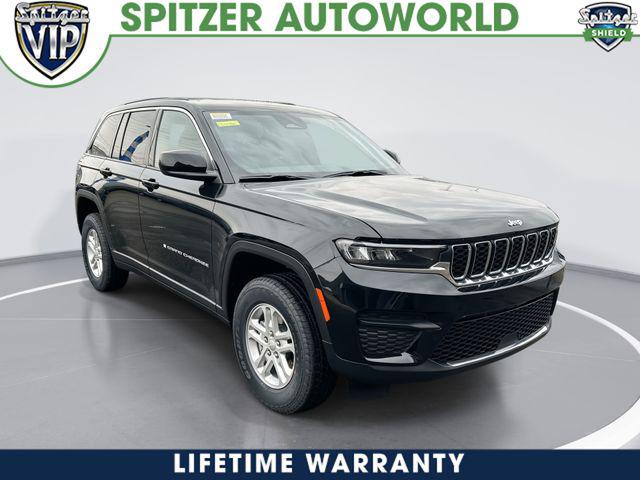 2025 Jeep Grand Cherokee GRAND CHEROKEE LAREDO 4X4