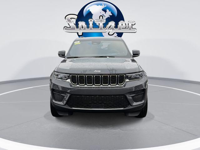 2025 Jeep Grand Cherokee GRAND CHEROKEE LAREDO 4X4 2025 Jeep Grand Cherokee GRAND CHEROKEE LAREDO 4X4