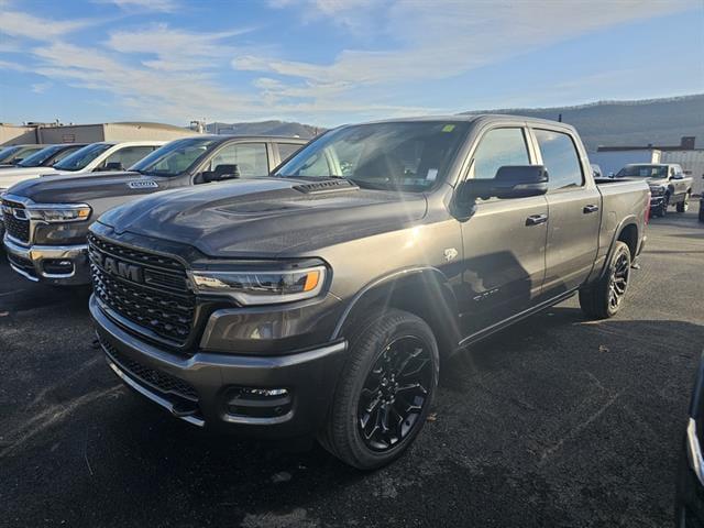 2026 RAM Ram 1500 RAM 1500 LIMITED CREW CAB 4X4 57 BOX