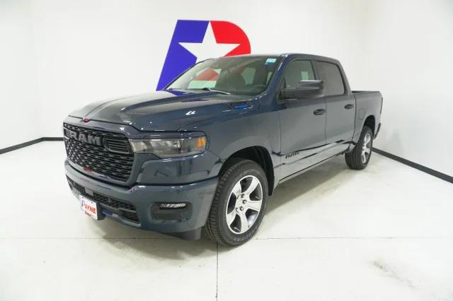 2026 RAM Ram 1500 RAM 1500 EXPRESS CREW CAB 4X2 57 BOX