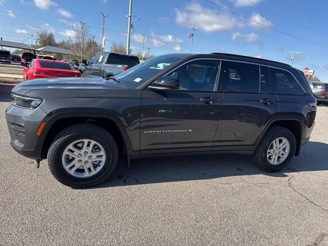 2025 Jeep Grand Cherokee GRAND CHEROKEE LAREDO 4X2