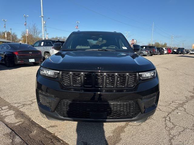 2025 Jeep Grand Cherokee GRAND CHEROKEE ALTITUDE 4X2