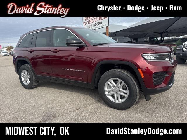 2025 Jeep Grand Cherokee GRAND CHEROKEE LAREDO 4X2