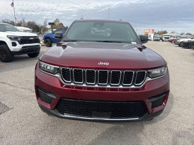 2025 Jeep Grand Cherokee GRAND CHEROKEE LAREDO 4X2