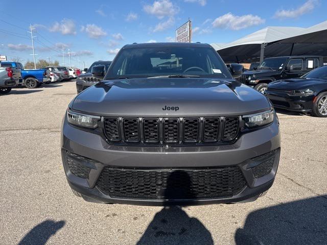 2025 Jeep Grand Cherokee GRAND CHEROKEE ALTITUDE 4X4