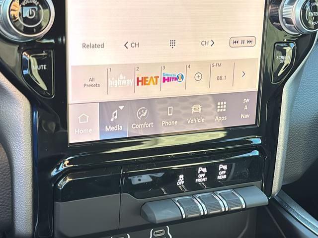 2026 Ram 1500 Big Horn Crew Cab 4x4 5'7" Box
