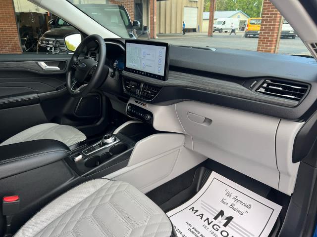 2023 Ford Escape Platinum