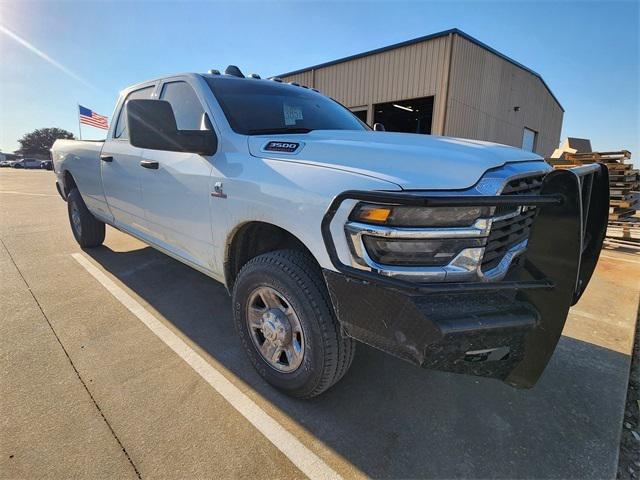 2025 RAM 3500 Tradesman Crew Cab 4x4 8 Box 2025 RAM 3500 Tradesman Crew Cab 4x4 8 Box