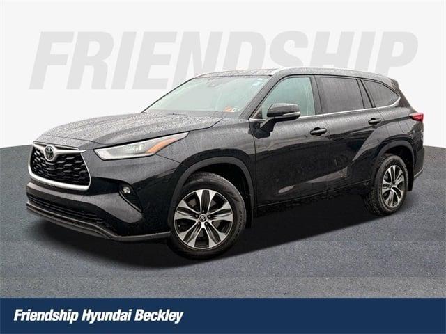 2021 Toyota Highlander XLE 2021 Toyota Highlander XLE