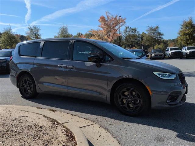 2023 Chrysler Pacifica Hybrid Limited 2023 Chrysler Pacifica Hybrid Limited