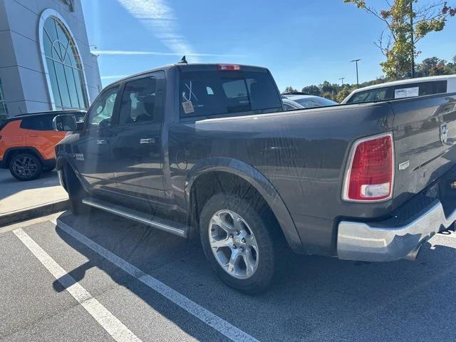 2018 RAM 1500 Laramie Crew Cab 4x4 57 Box
