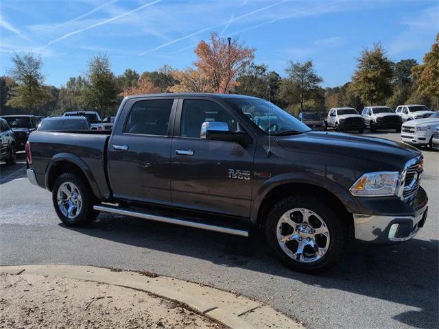 2018 RAM 1500 Laramie Crew Cab 4x4 57 Box 2018 RAM 1500 Laramie Crew Cab 4x4 57 Box