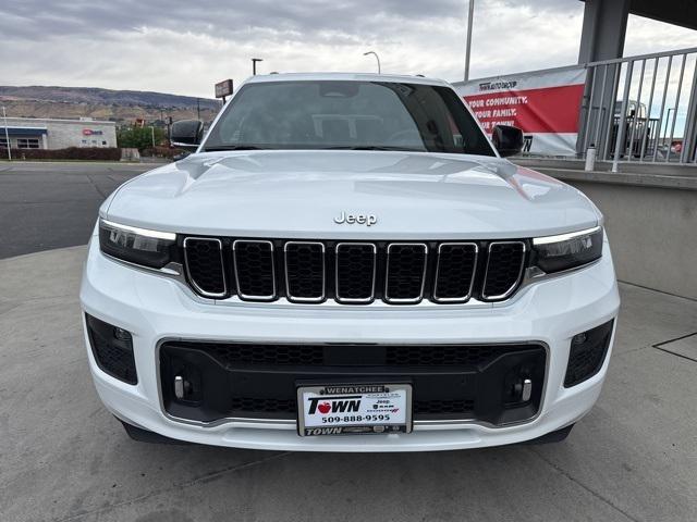 2021 Jeep Grand Cherokee L Overland 4x4 2021 Jeep Grand Cherokee L Overland 4x4