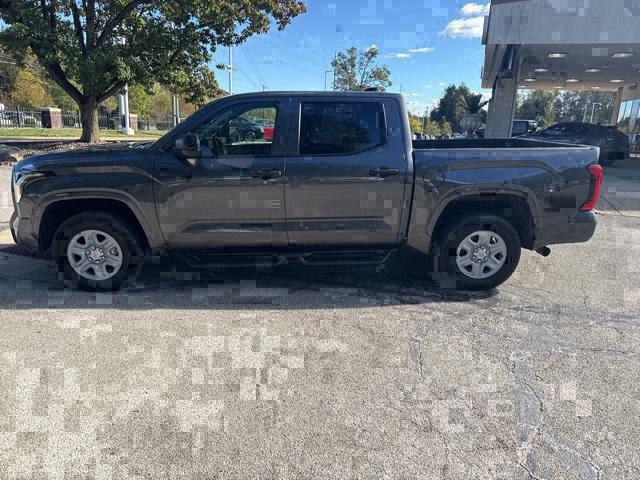 2022 Toyota Tundra SR 2022 Toyota Tundra SR