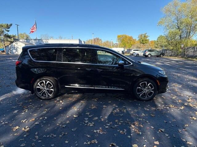 2024 Chrysler Pacifica Pinnacle AWD