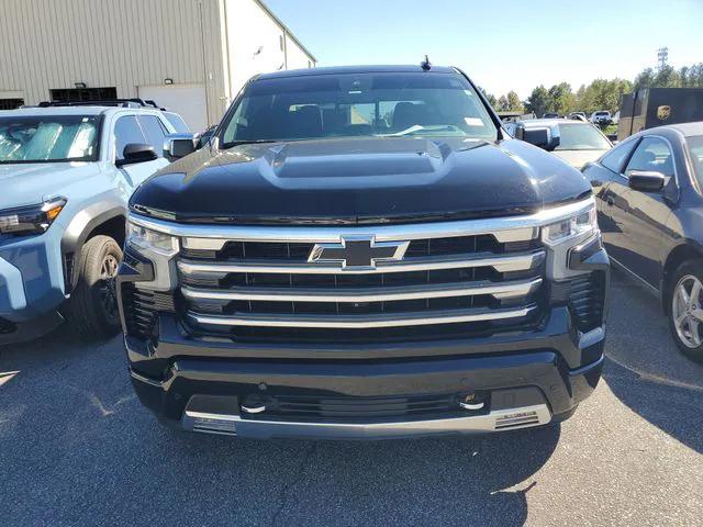 2023 Chevrolet Silverado 1500 4WD Crew Cab Short Bed High Country