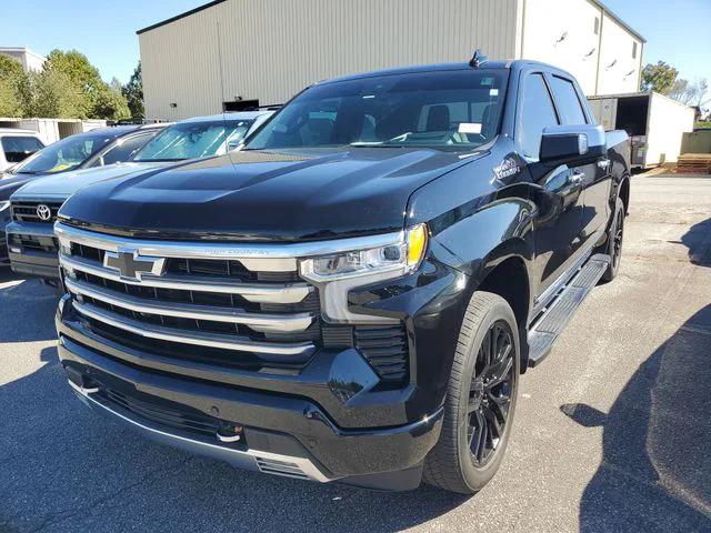 2023 Chevrolet Silverado 1500 4WD Crew Cab Short Bed High Country