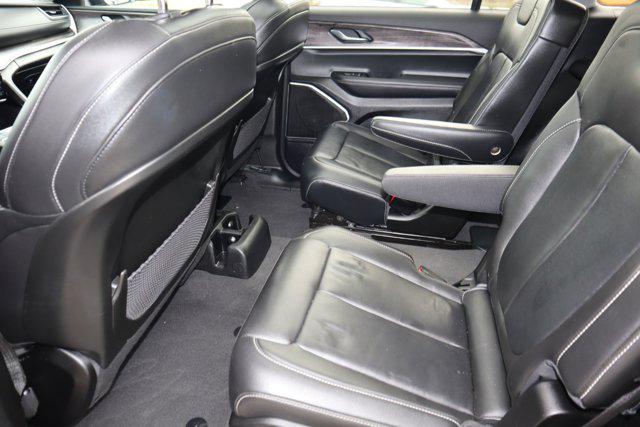 2022 Jeep Grand Cherokee L Limited 4x4