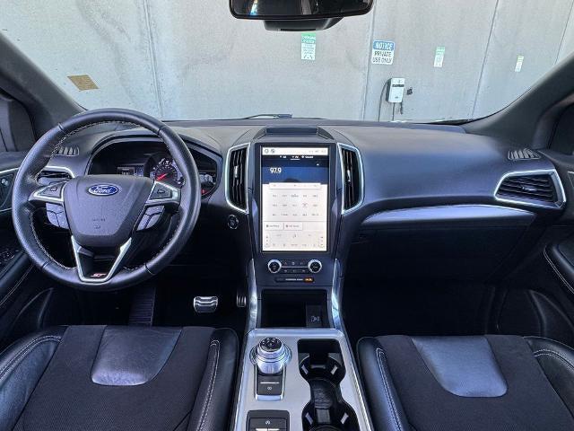 2022 Ford Edge ST
