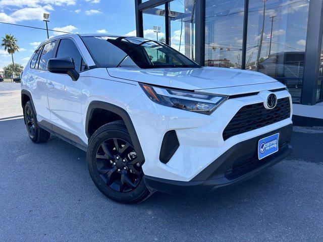 2024 Toyota RAV4 LE 2024 Toyota RAV4 LE