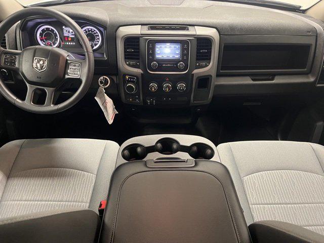 2023 RAM 1500 Classic Tradesman Crew Cab 4x4 57 Box 2023 RAM 1500 Classic Tradesman Crew Cab 4x4 57 Box