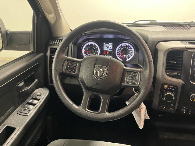 2023 RAM 1500 Classic Tradesman Crew Cab 4x4 57 Box 2023 RAM 1500 Classic Tradesman Crew Cab 4x4 57 Box