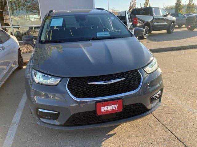 2022 Chrysler Pacifica Touring L AWD