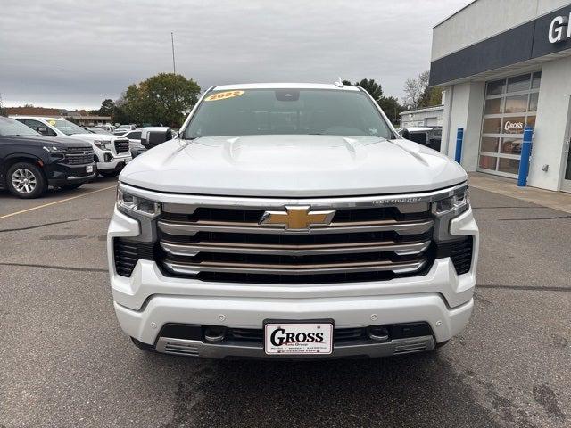 2022 Chevrolet Silverado 1500 4WD Crew Cab Short Bed High Country