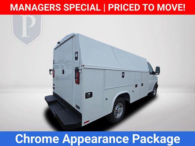 2025 Chevrolet Express Cutaway Work Van