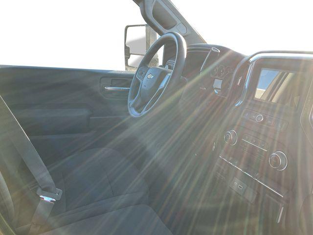 2025 Chevrolet Silverado 3500HD 4WD Regular Cab Long Bed Work Truck